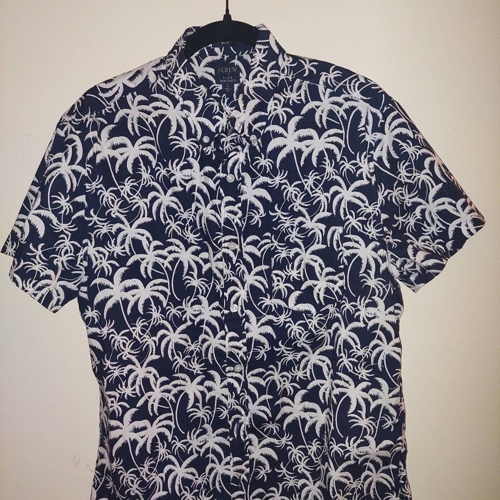 J. CREW FLESH WASHED SHORT SLEEVE BUTTON UP SHIRT